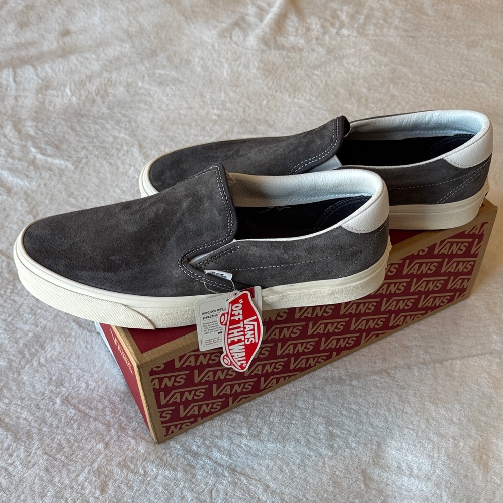 Vans Men’s Slip-On Suede Loafers in Charcoal and White